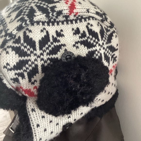 Barts Black and White Fluffy Winter Hat - Picture 4 of 6